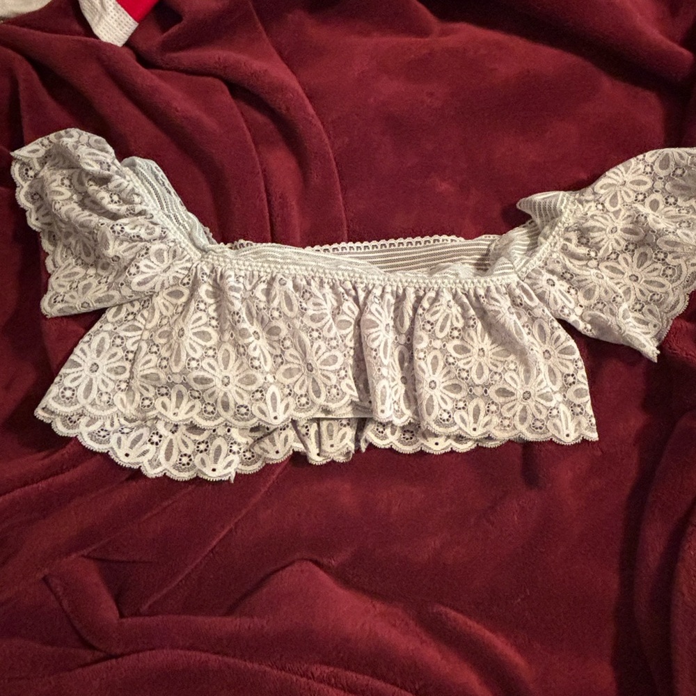 Victoria Secret Off-Shoulder Lace Bandeau- Light Grey & Size S